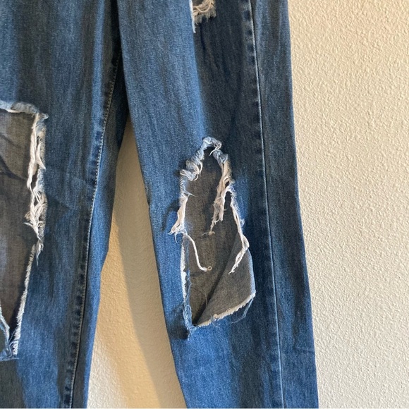 Forever 21 Paper Bag Elastic Waist Medium Wash Button Fly High Rise Mom Jeans - Picture 7 of 12